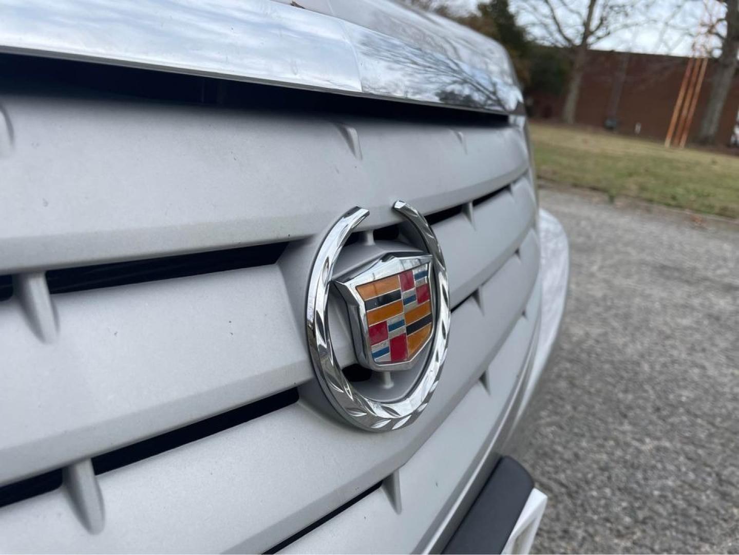 2007 Silver /Gray Cadillac CTS (1G6DM57T170) with an 2.8 V6 engine, Auto transmission, located at 5700 Curlew Drive, Norfolk, VA, 23502, (757) 455-6330, 36.841885, -76.209412 - Photo#15